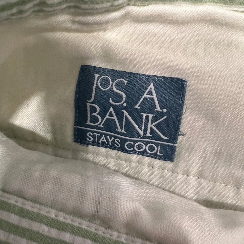 Jos. A. Bank Mens Shorts Pleated Seersucker Striped Green White 42
